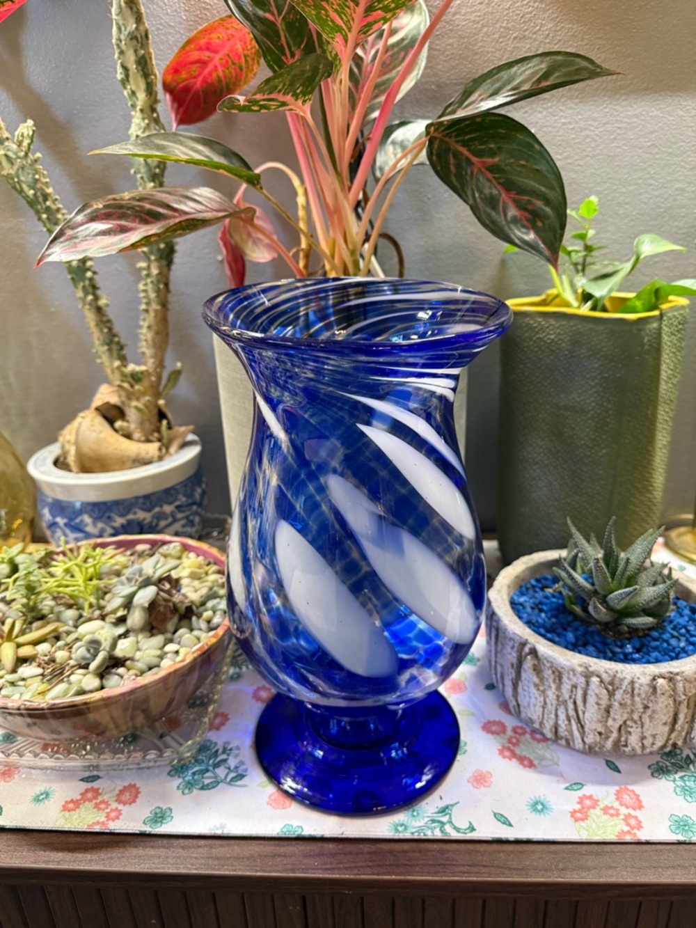 Blown glass Cobalt Blue Swirled Glass Vase with White Ribbon Pattern